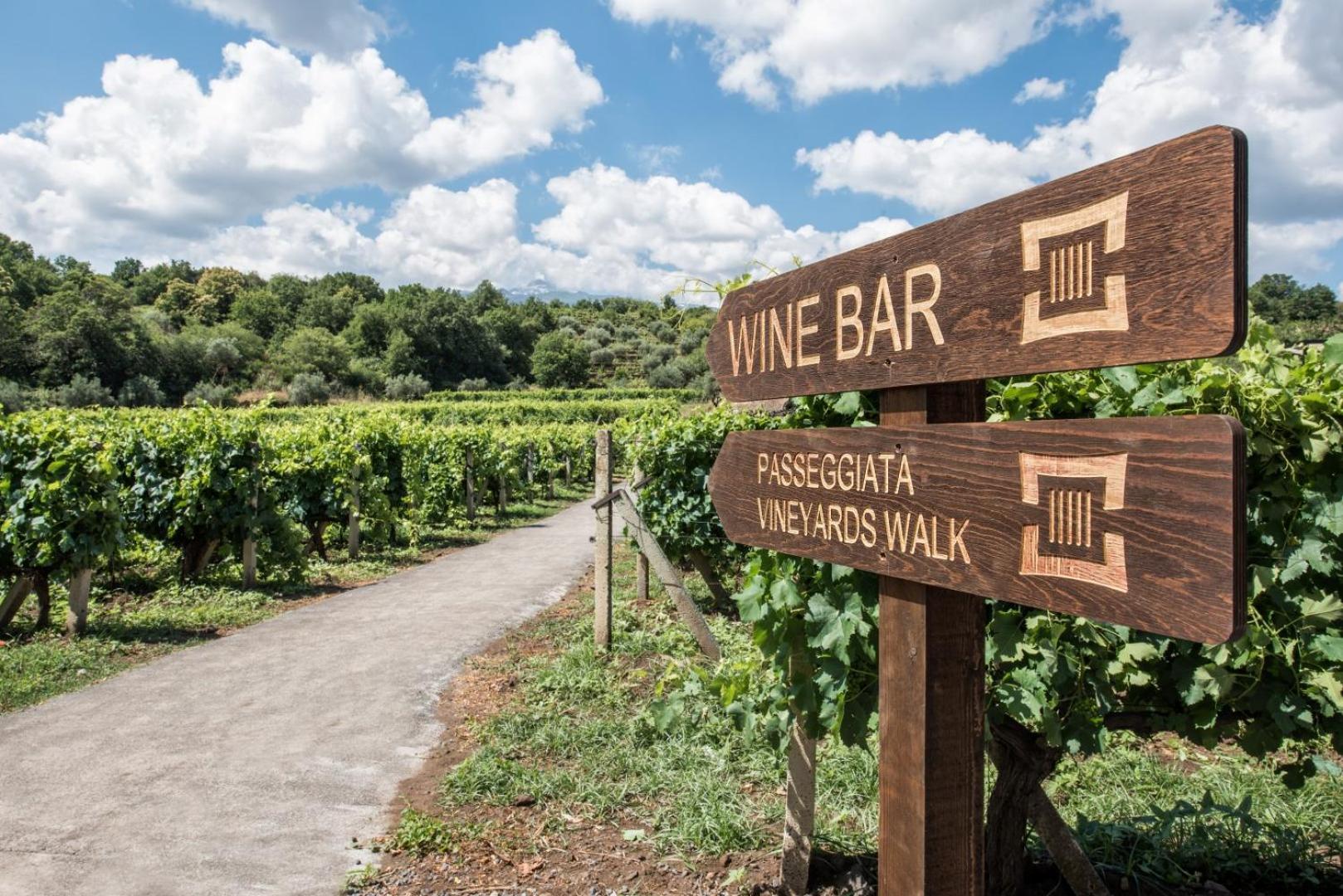 Firriato Hospitality Cavanera Etnea Resort & Wine Experience Castiglione De Sicilia Bagian luar foto